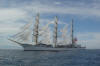 Учебный парусник «Надежда»